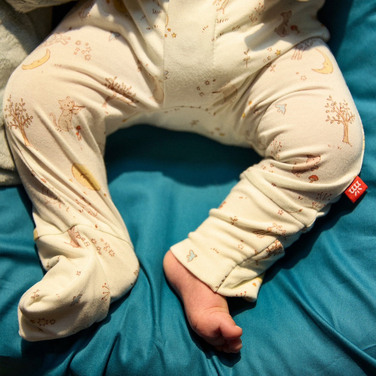Magnetic Me Magnetic Convertible Coverall