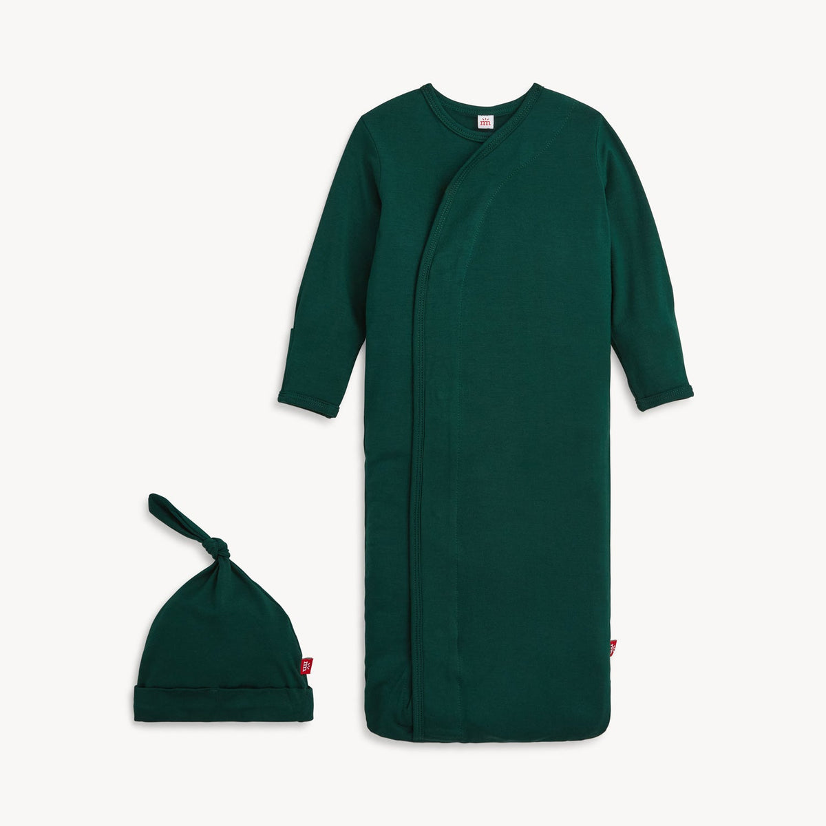 Magnetic Me Magnetic Gown & Hat Set